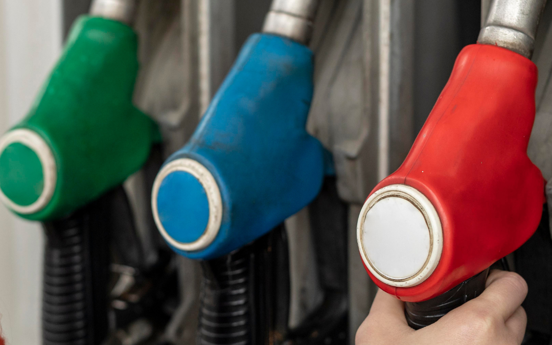 Esto pasa si echas gasolina en un coche diésel y viceversa